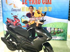 💥💥 Trao giải đặc biệt của chương trình “Mở bao ngay – Quà liền tay” cho khách hàng tại Phước Hưng – Tuy Phước – Bình Định