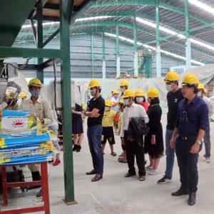 Đoàn khách Miền Tây – Bình Phước – DakLak – DakNông về Tham quan Nhà máy phân bón Long Mỹ