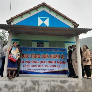 Chương trình “TRAO TẶNG QUÀ TẾT – XUÂN QUÝ MÃO 2023” tại huyện Tây Sơn, tỉnh Bình Định