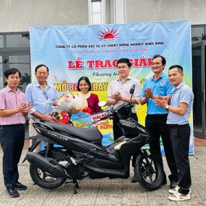 Chúc mừng Khách hàng may mắn trúng giải đặc biệt – 01 chiếc xe máy Honda Airblade cùng Phân bón Mặt Trời Mới